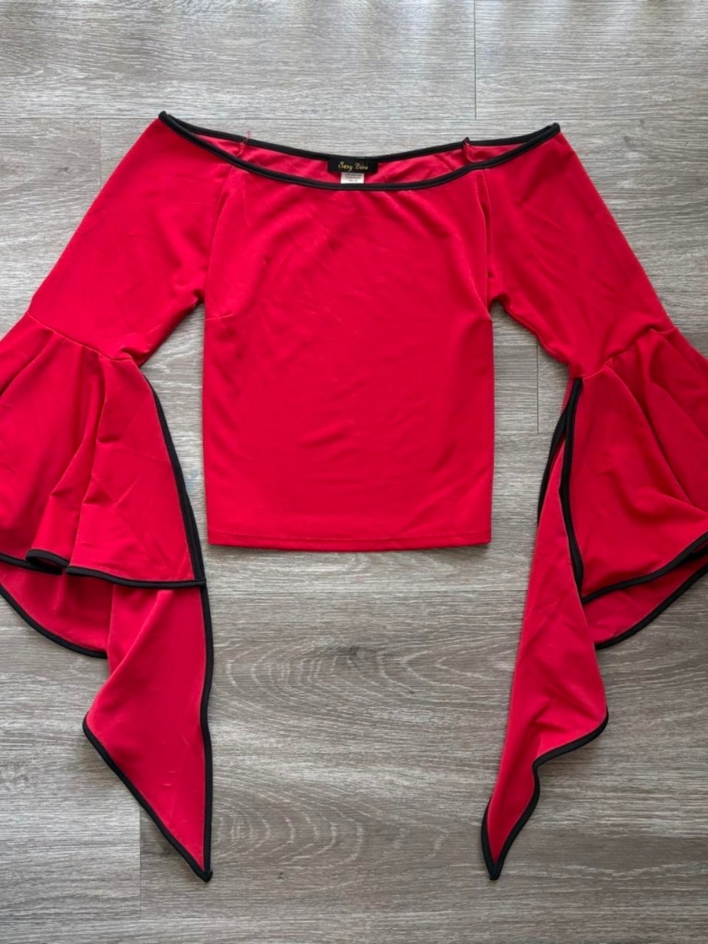 Vintage 2000s off shoulder top